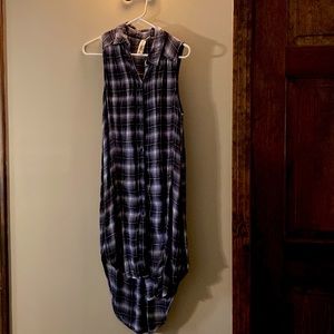 Mimi Chica sleeveless plaid shirt dress duster